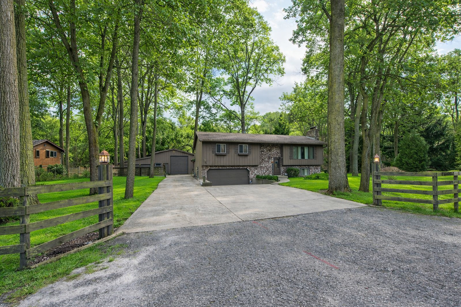 9743 W 16th Street, Zion, IL