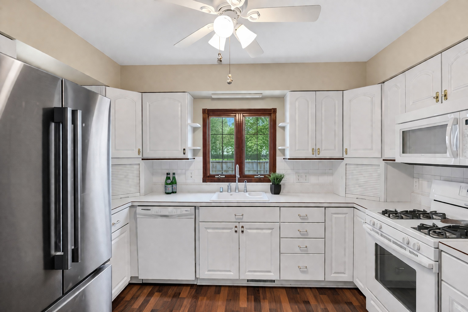 842 Pin Oak Circle, Cary, IL