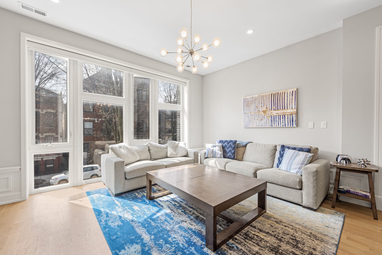 1518 W Thomas Street #2, Chicago, IL