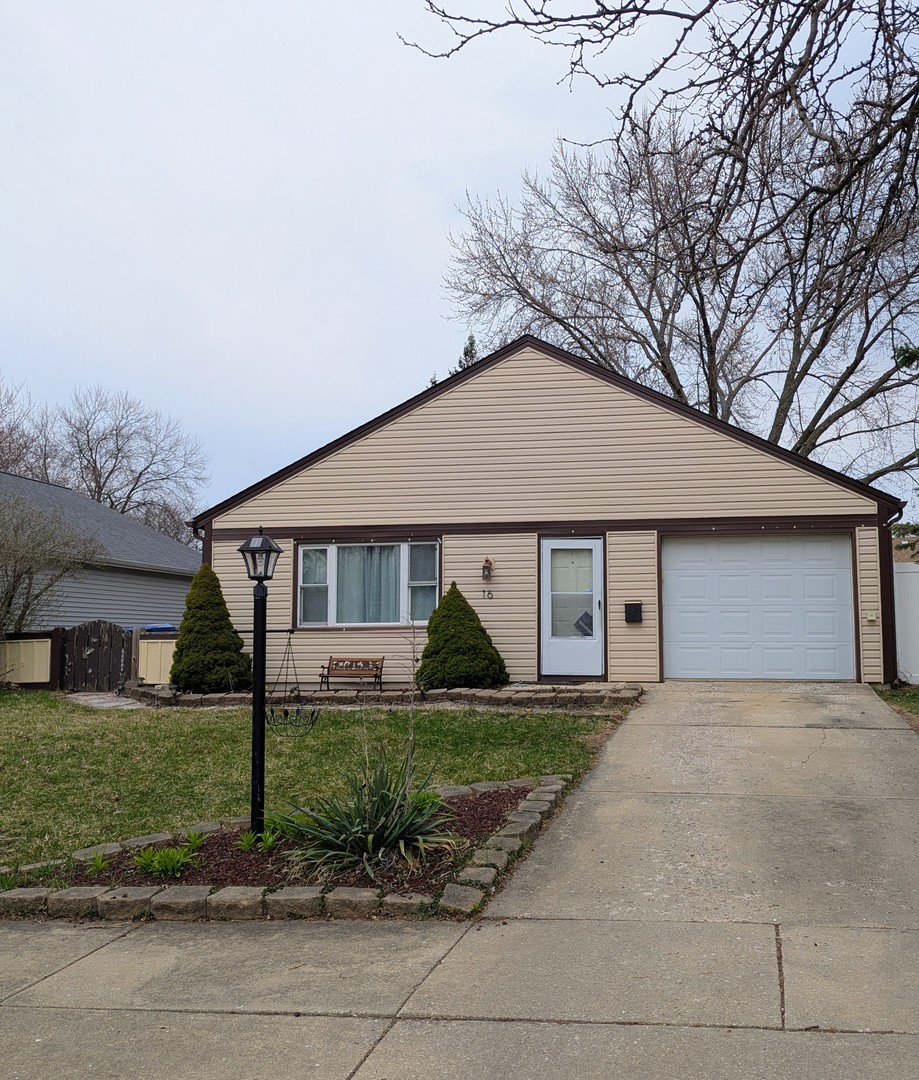 16 Afton Drive, Montgomery, IL