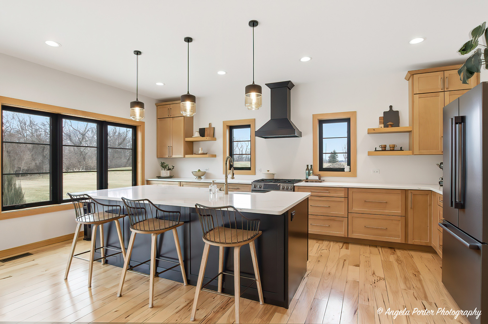 2903 Pioneer Oaks Drive, Ringwood, IL