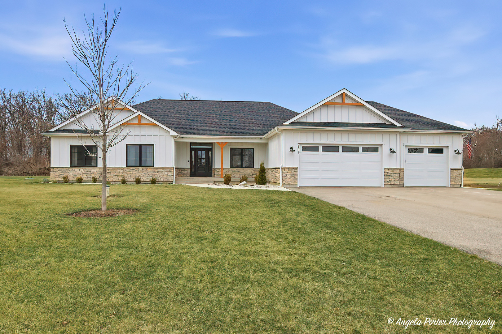 2903 Pioneer Oaks Drive, Ringwood, IL
