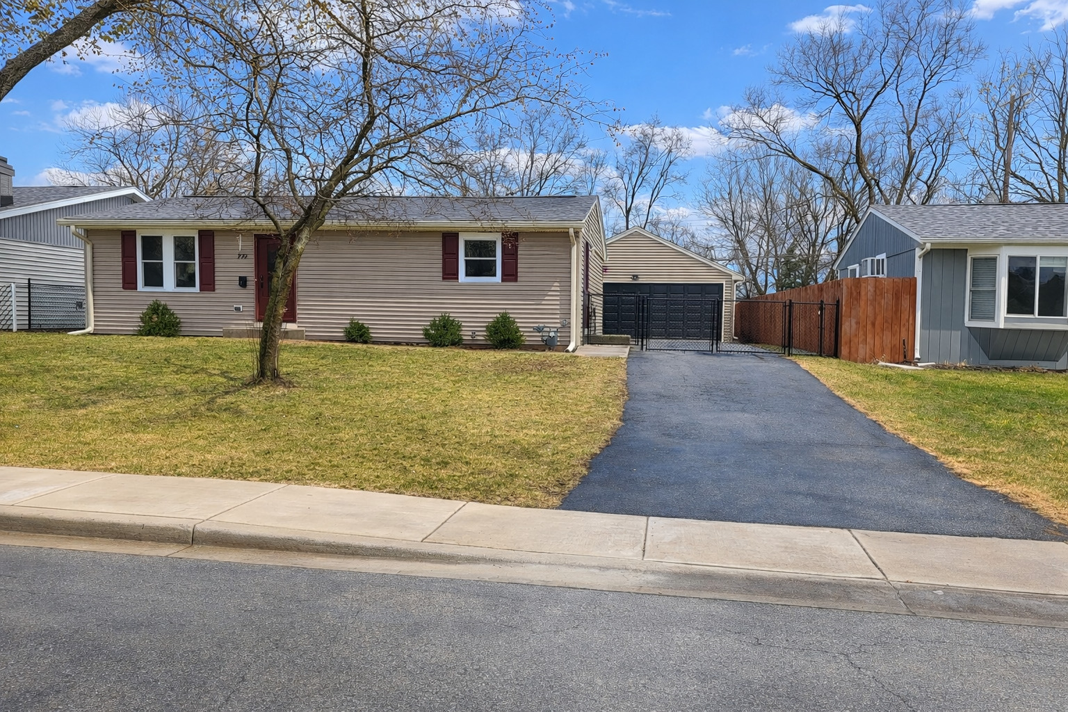 222 Harrison Street, Carpentersville, IL