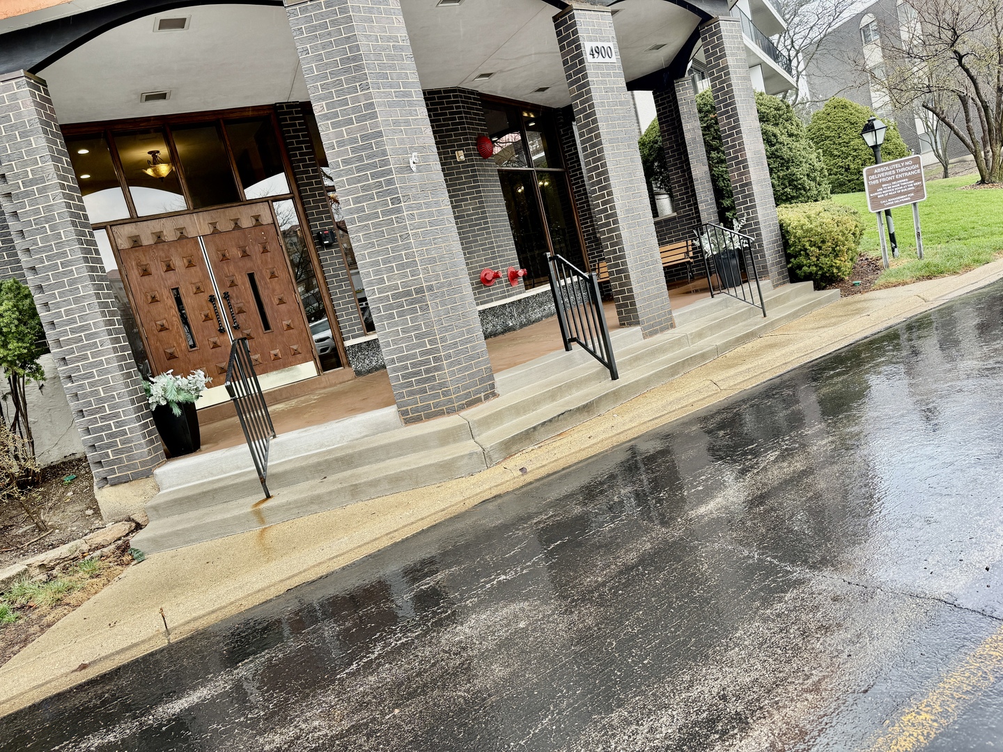 4900 Foster Street #407, Skokie, IL