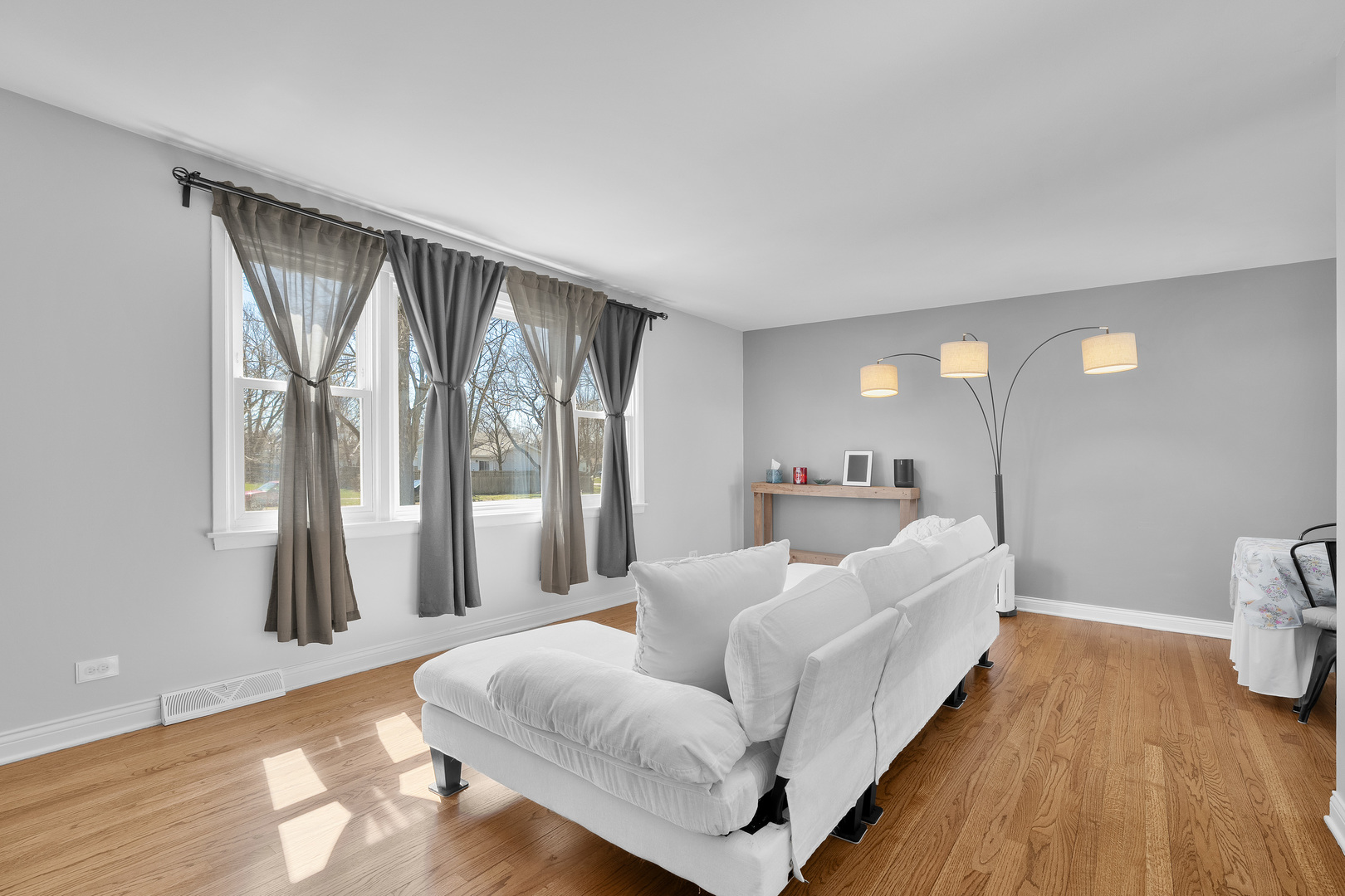 802 Timber Lane, Darien, IL