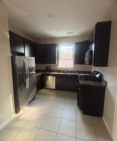 2733 N Marmora Avenue #2w, Chicago, IL