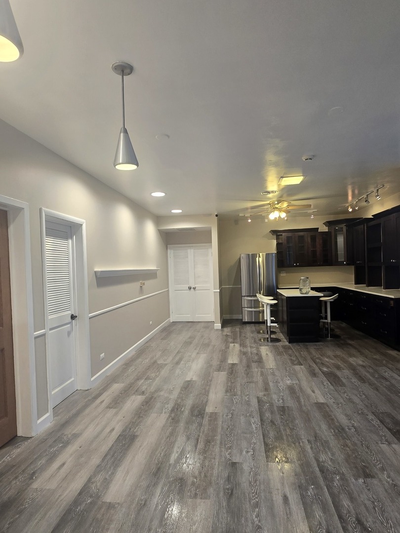 445 S Des Plaines River Road, Des Plaines, IL