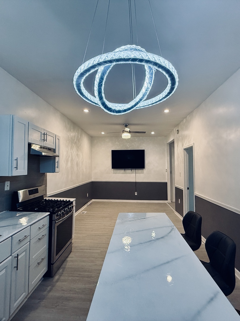 11725 S Morgan Street, Chicago, IL