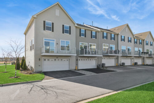 511 Cimmaron Circle, Crystal Lake, IL