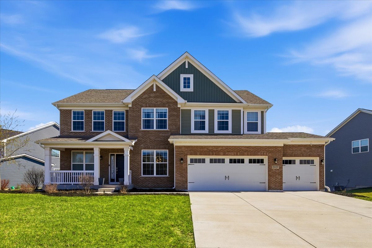 21127 Coventry Circle, Shorewood, IL
