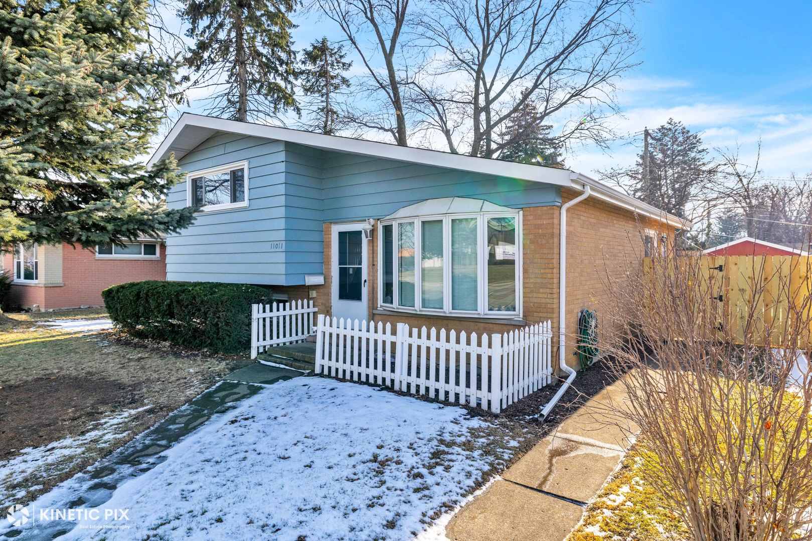 11011 W Roosevelt Road, Westchester, IL