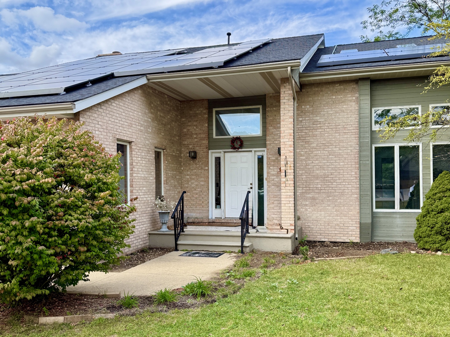 120 W Grandin Road, Morris, IL