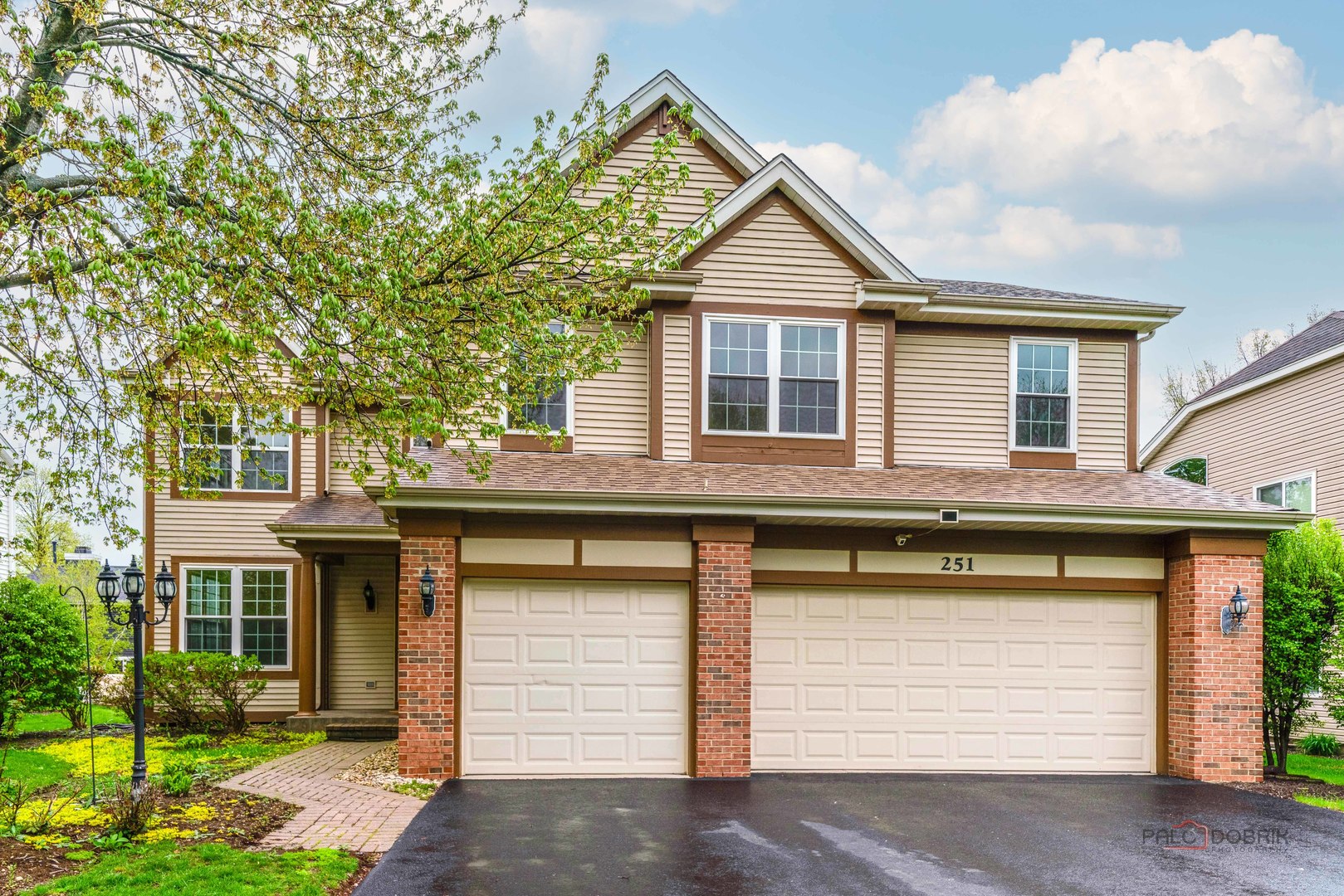 251 Lenox Lane, Mundelein, IL