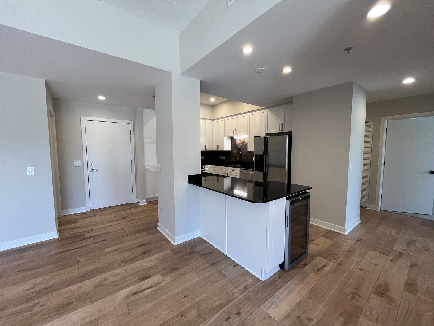 40 E Northwest Highway #202, Mount Prospect, IL