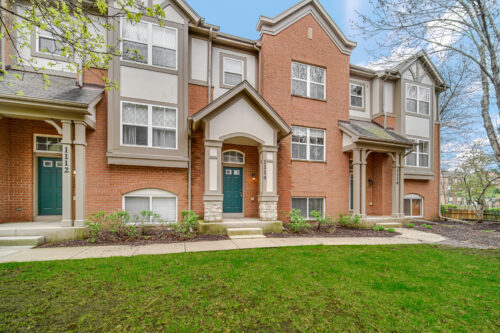 1114 N CLAREMONT Drive, Palatine, IL