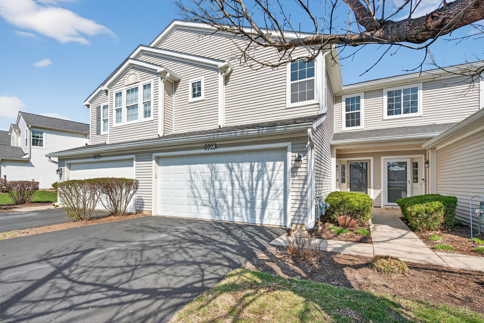 6923 Clearwater Drive #CM04-2, Plainfield, IL