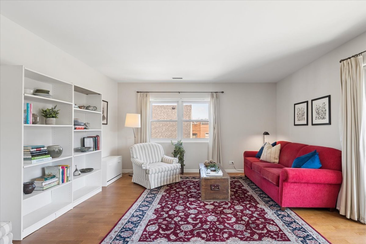 215 Marengo Avenue #3A, Forest Park, IL