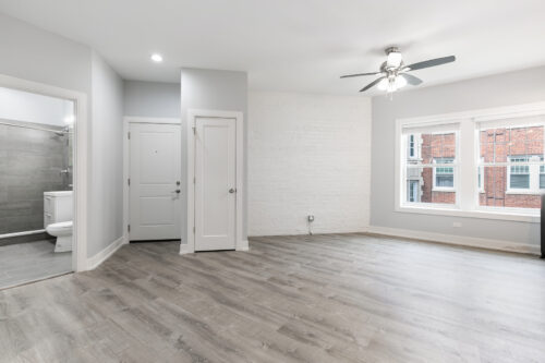 1059 W Glenlake Avenue #2N, Chicago, IL