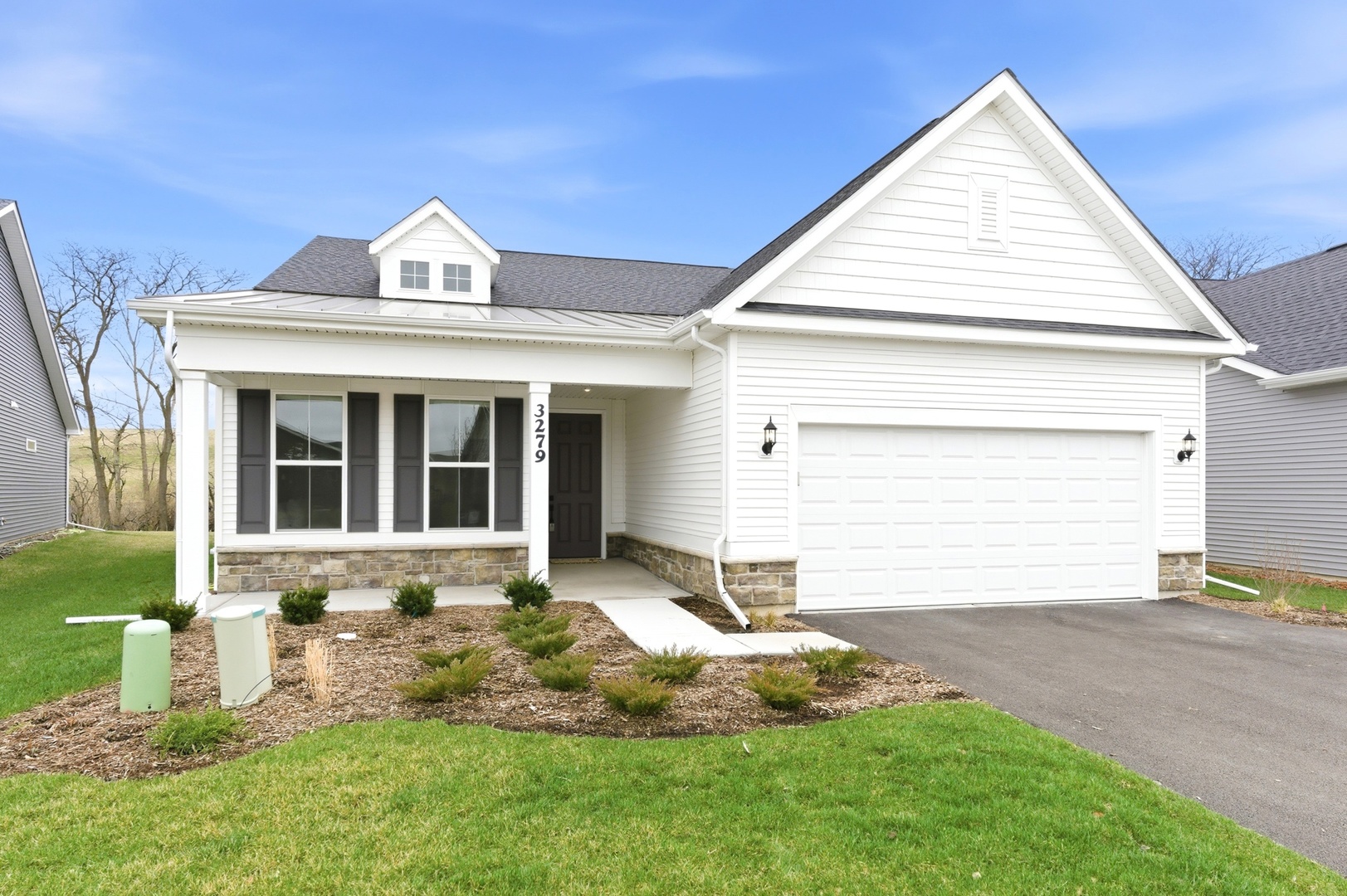 3279 Oak Creek Lane, Aurora, IL