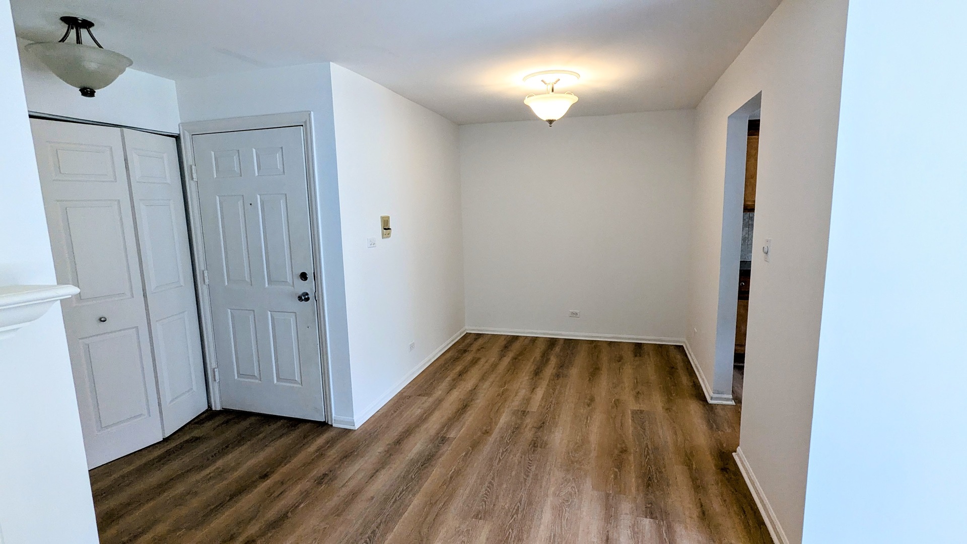 54 Plymouth Court #102D, Naperville, IL