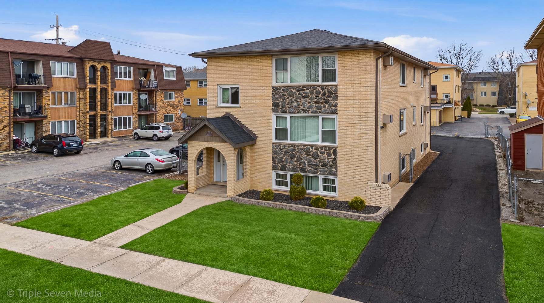 10301 McVicker Avenue, Chicago Ridge, IL