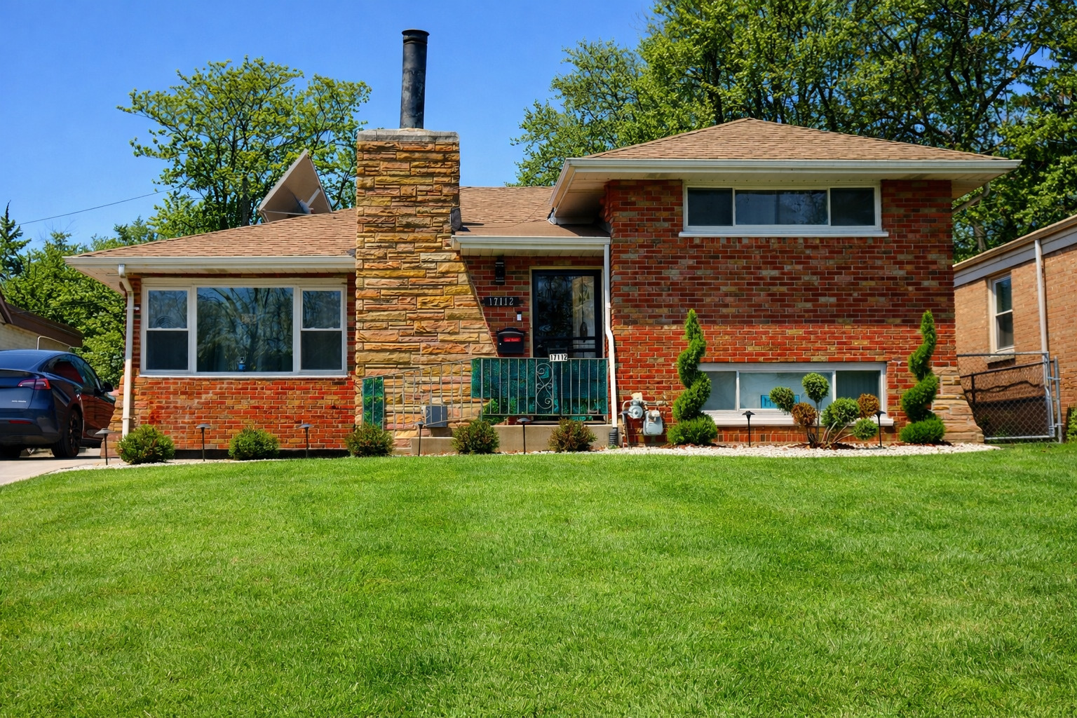 17112 Whittier Avenue, Hazel Crest, IL