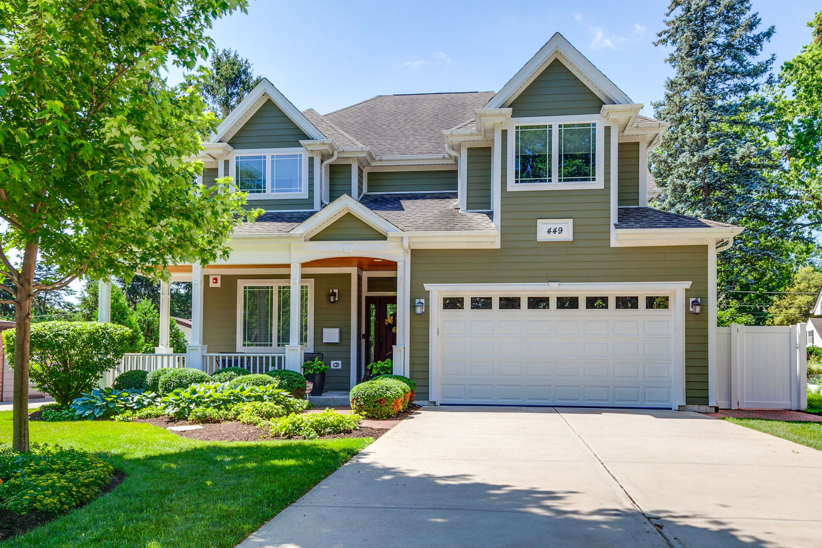 449 E Rockland Road, Libertyville, IL