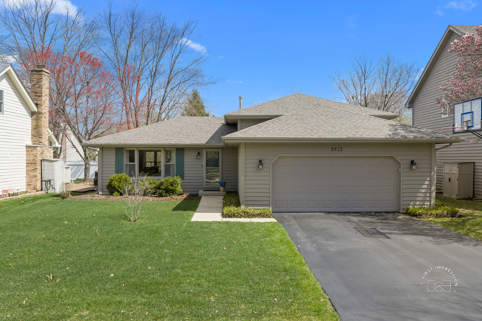 2512 Leach Drive, Naperville, IL