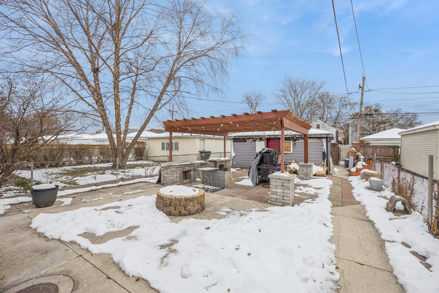 2637 S Cuyler Avenue, Berwyn, IL