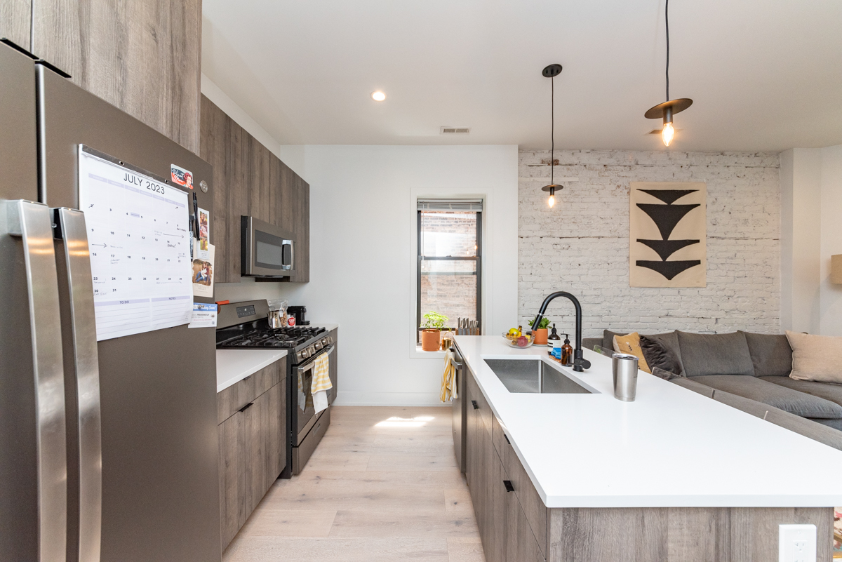 1336 W Bryn Mawr Avenue #3F, Chicago, IL