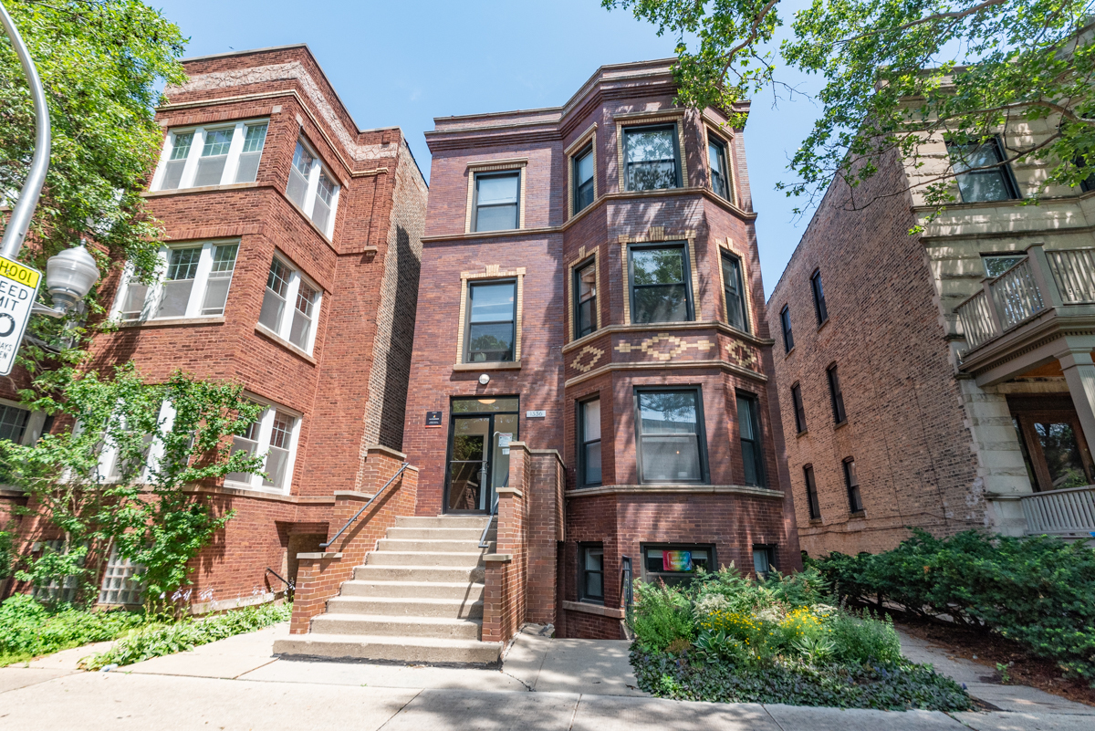 1336 W Bryn Mawr Avenue #3F, Chicago, IL