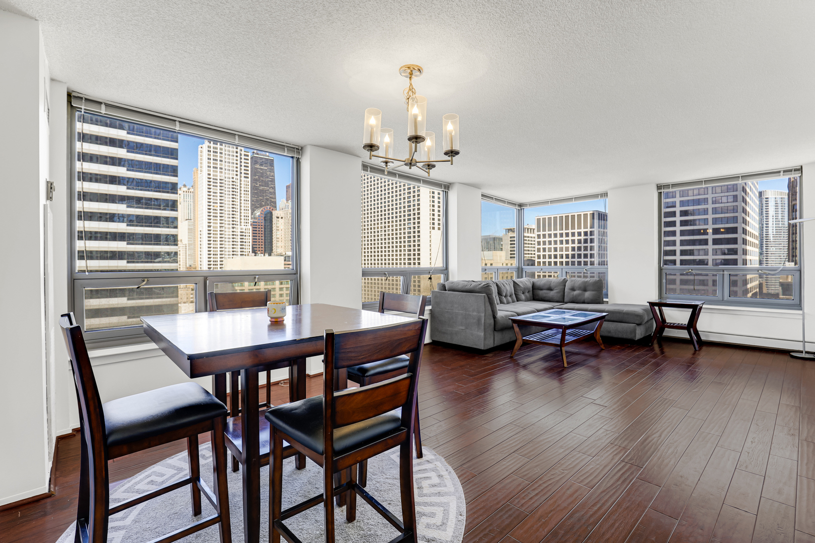 440 N Wabash Avenue #2708, Chicago, IL