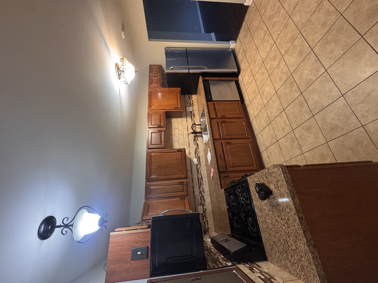 202 E STREAMWOOD Boulevard, Streamwood, IL