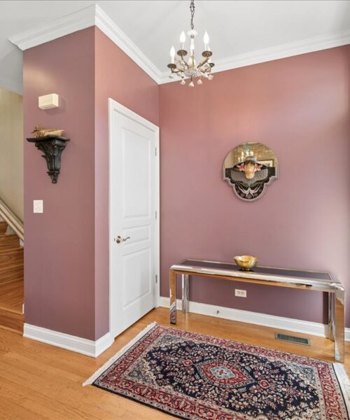 2325 Sundrop Drive, Glenview, IL