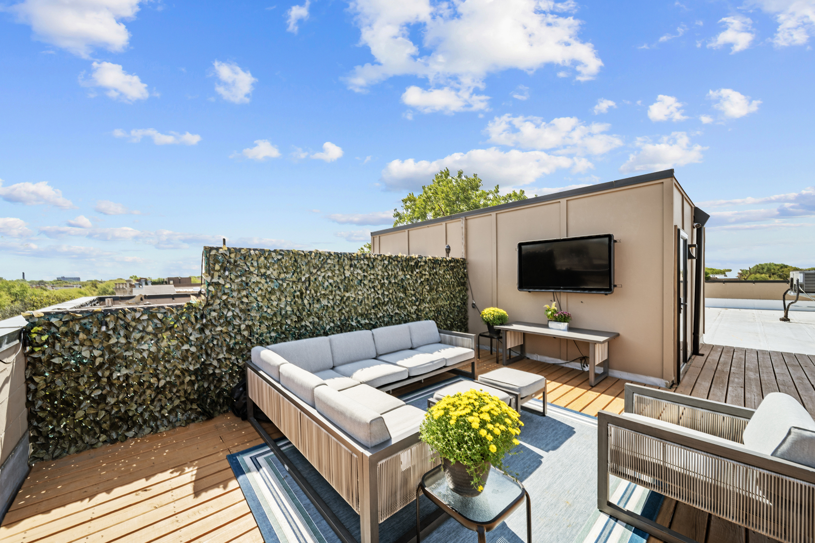 4816 S St. Lawrence Avenue #302, Chicago, IL