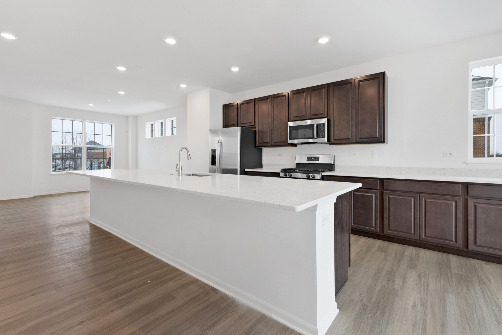 2929 SHOWPLACE Drive, Naperville, IL