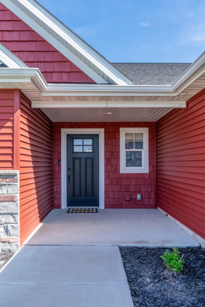 1240 Olde Brandy Lane, Davenport, IA