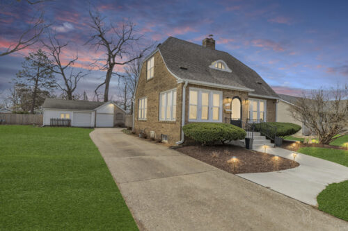 251 Merrill Avenue, Loves Park, IL