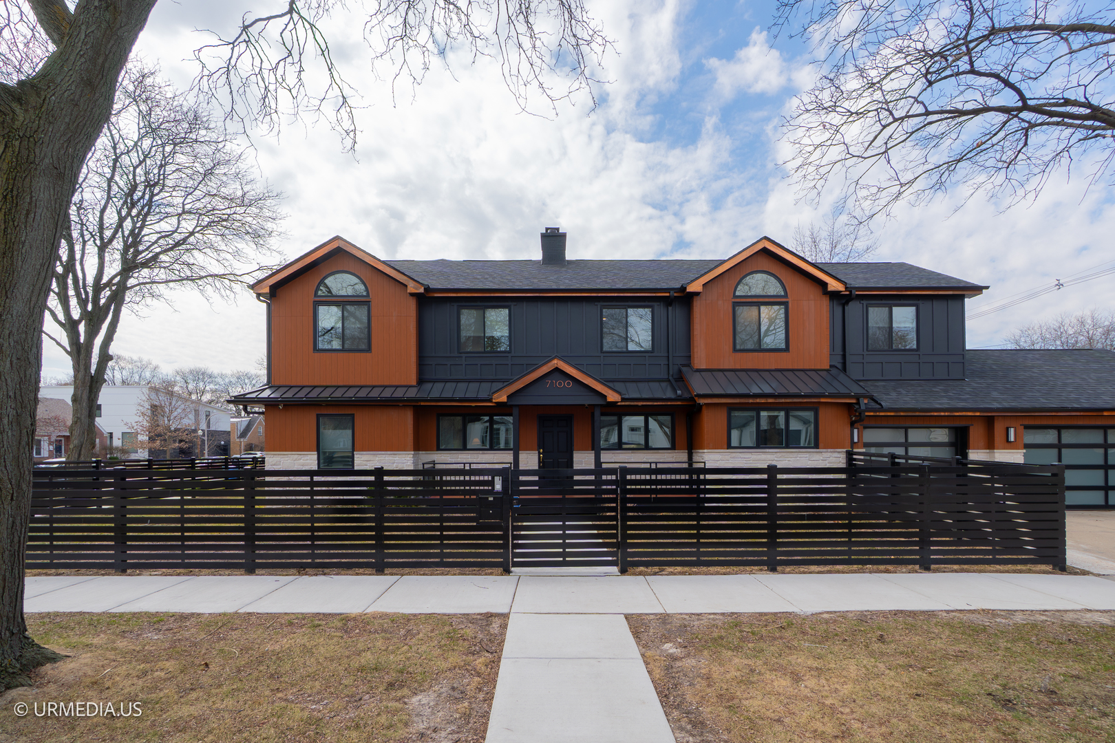 7100 N SIOUX Avenue, Chicago, IL