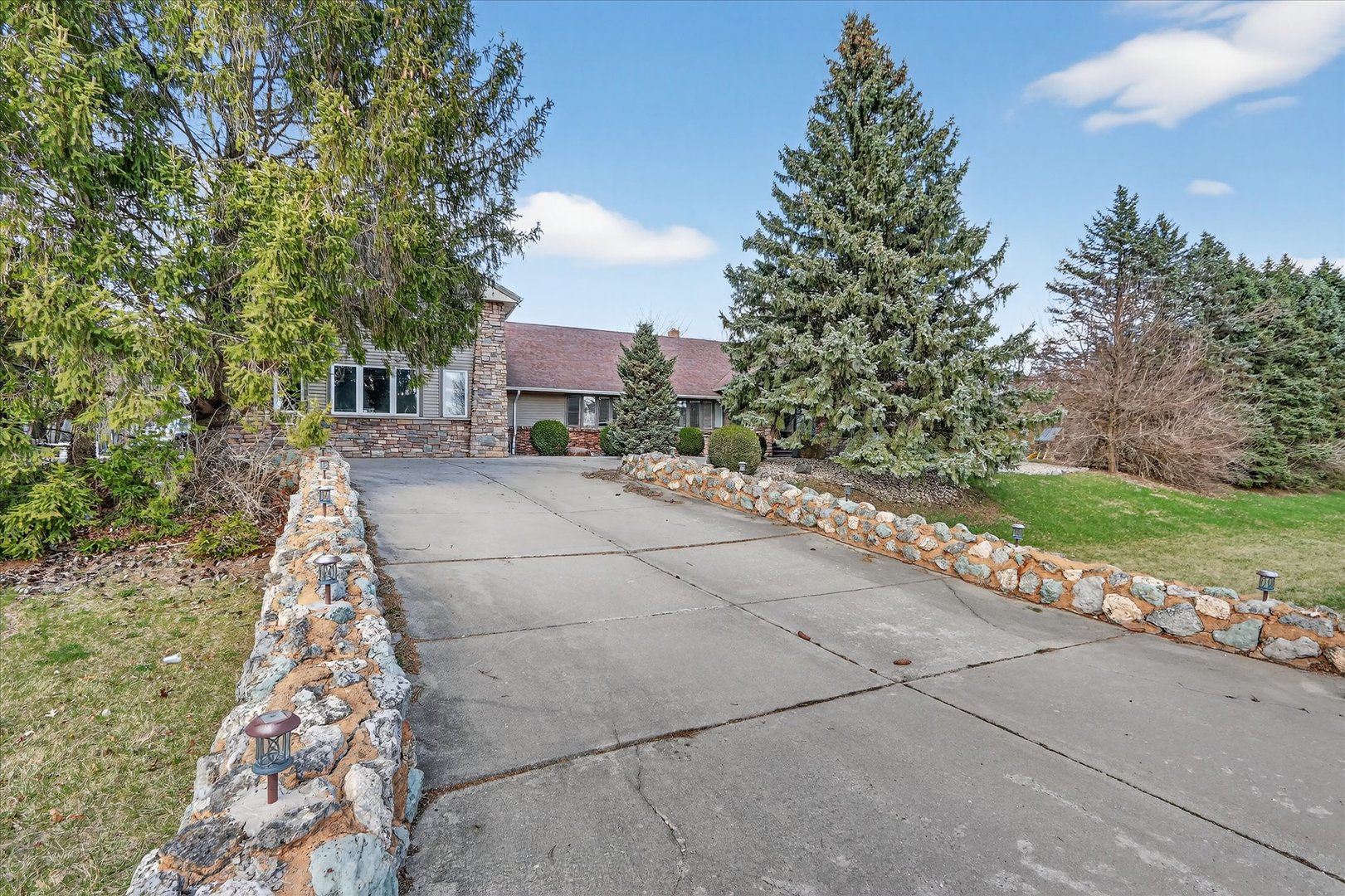 5992 Palisades Parkway, Rockford, IL