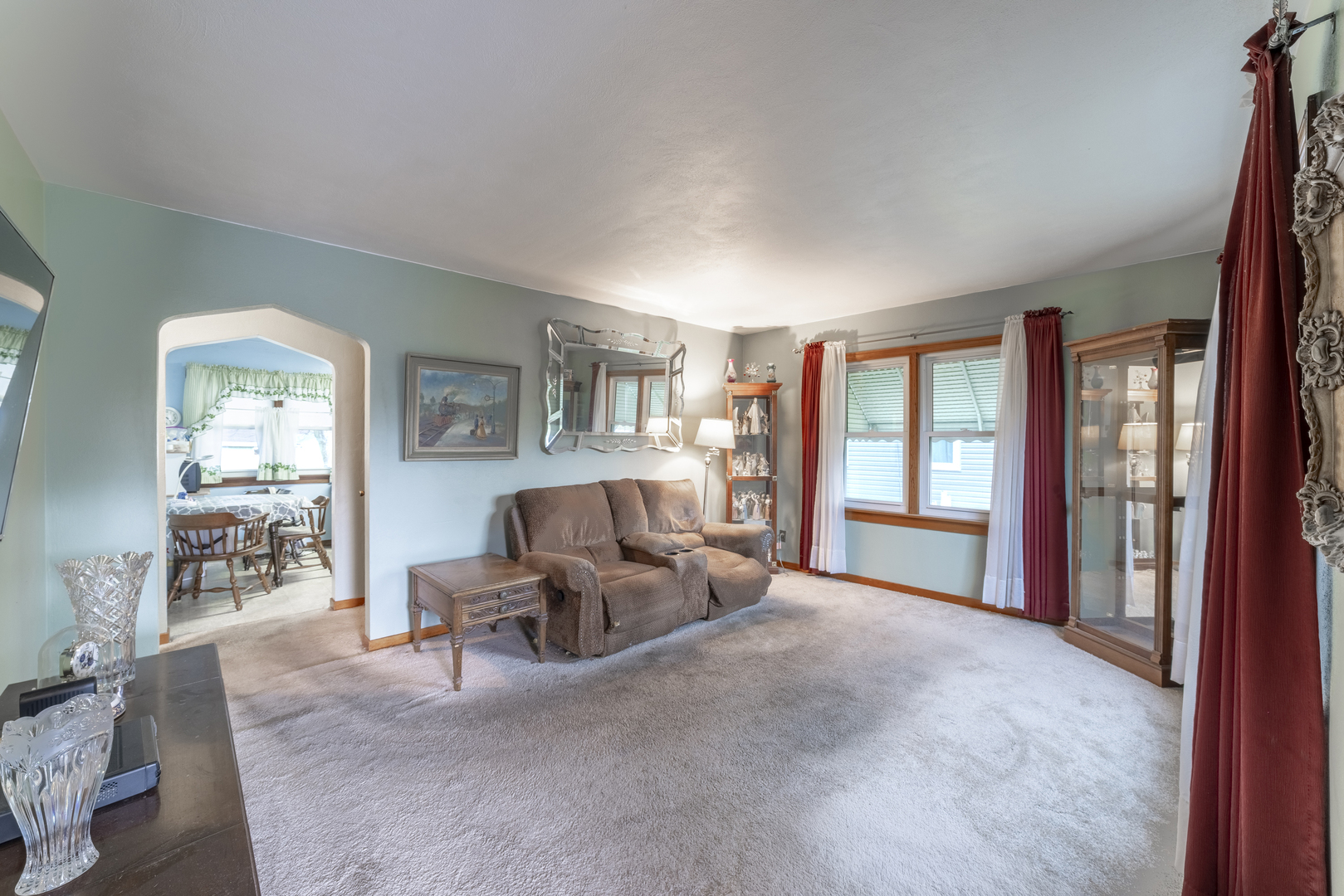 17949 Escanaba Avenue, Lansing, IL