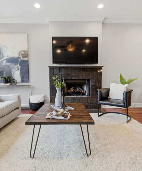 2229 N Leavitt Street #2, Chicago, IL