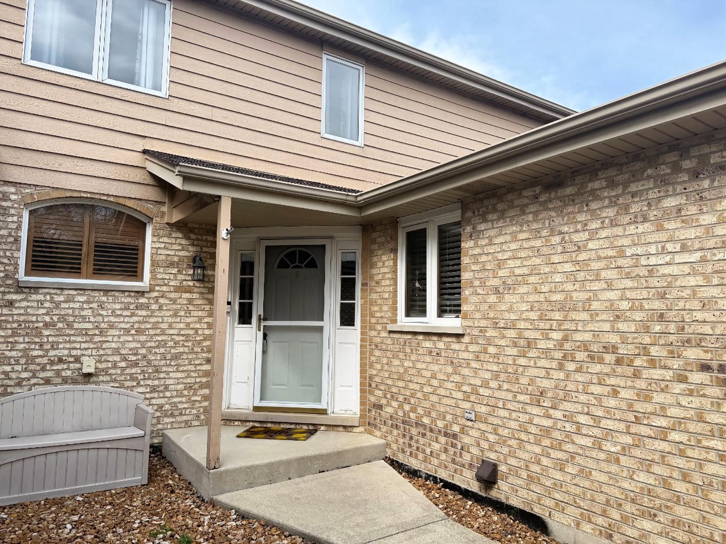 7714 Northfield Lane, Tinley Park, IL