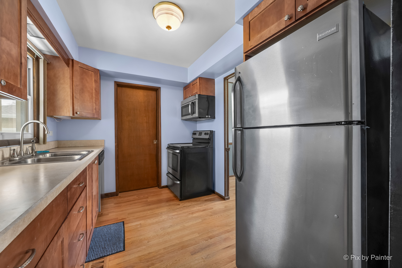 571 Welter Drive, Wood Dale, IL