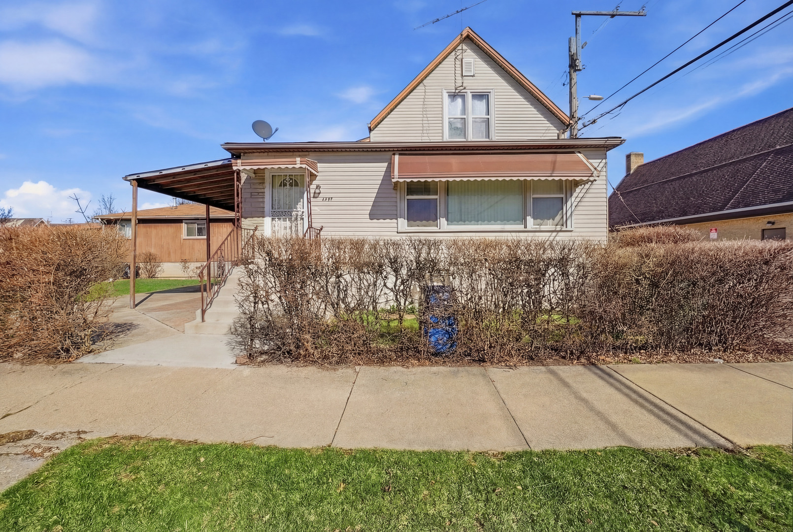 3757 W Marquette Road, Chicago, IL