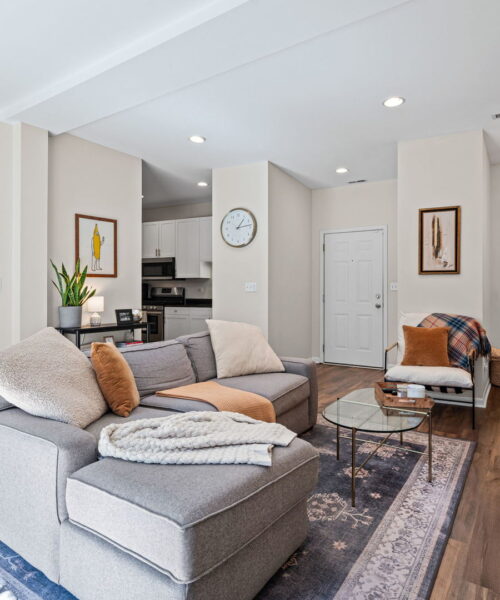 1928 N Kedzie Avenue #103, Chicago, IL