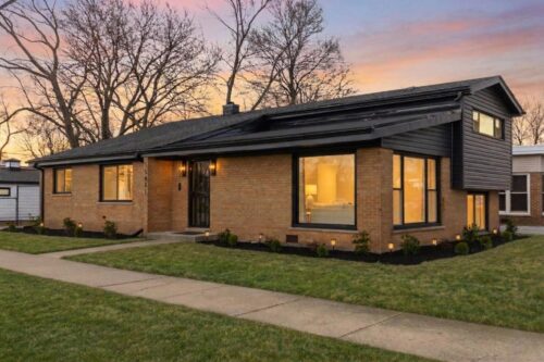 15401 Ellis Avenue, Dolton, IL