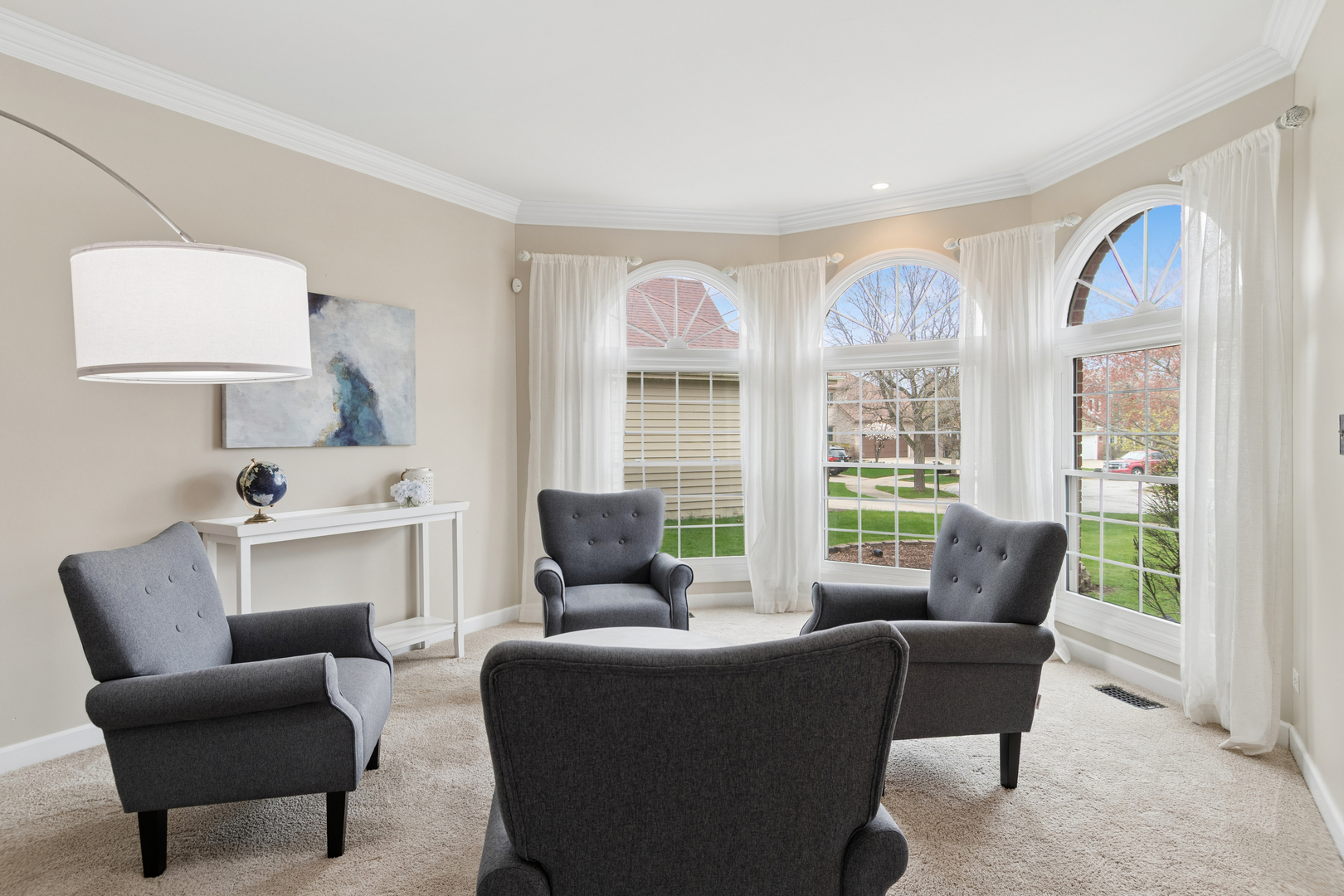 2321 Courtland Court, Aurora, IL