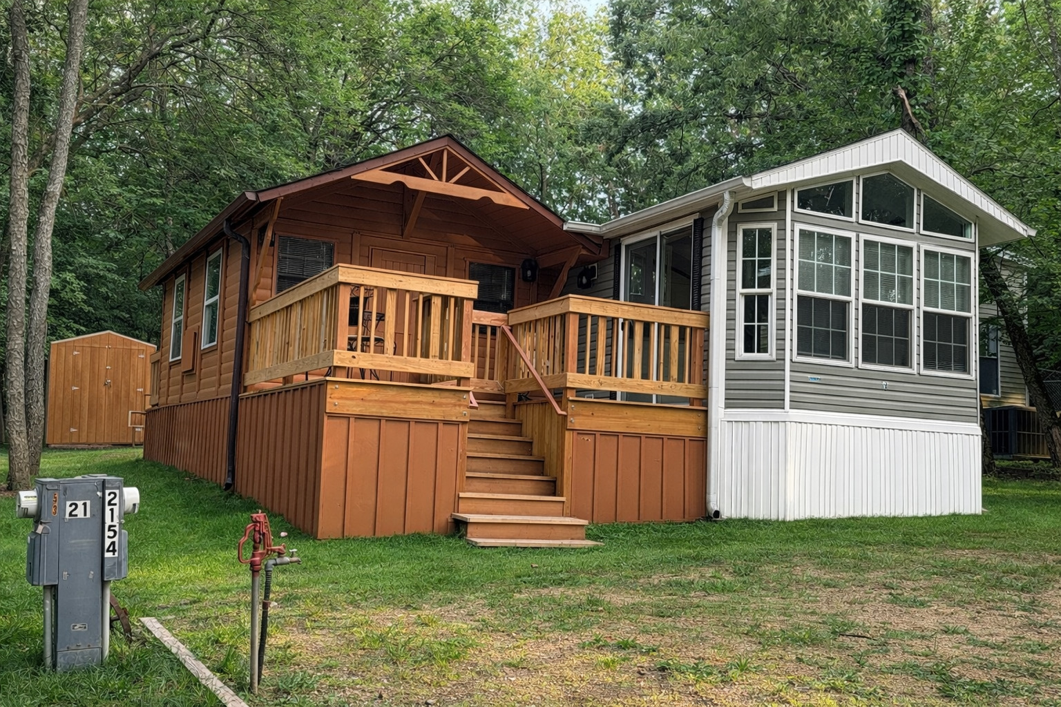 21-54 Woodhaven Lakes Drive, Sublette, IL