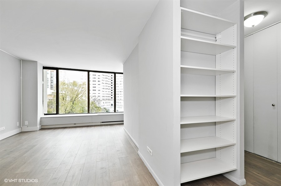 5455 N Sheridan Road #509, Chicago, IL